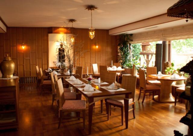 Hotel Pfauen Umkirch Ngoại thất bức ảnh