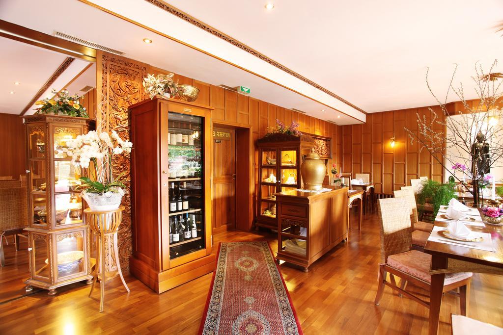 Hotel Pfauen Umkirch Ngoại thất bức ảnh